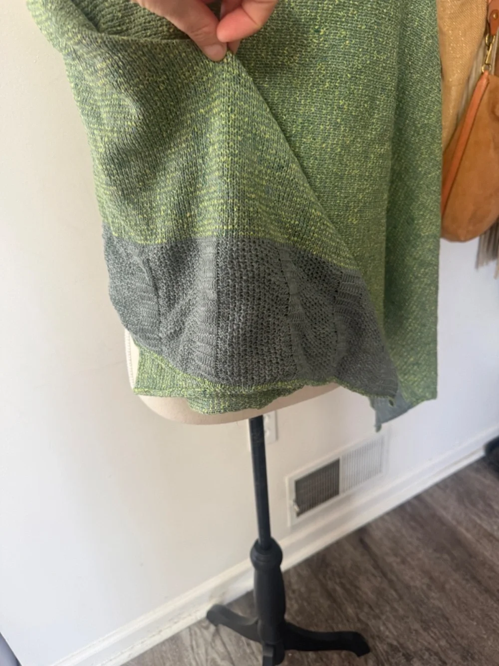 NWT Bill Baber Silk and Linen Cavan Cape, One Size